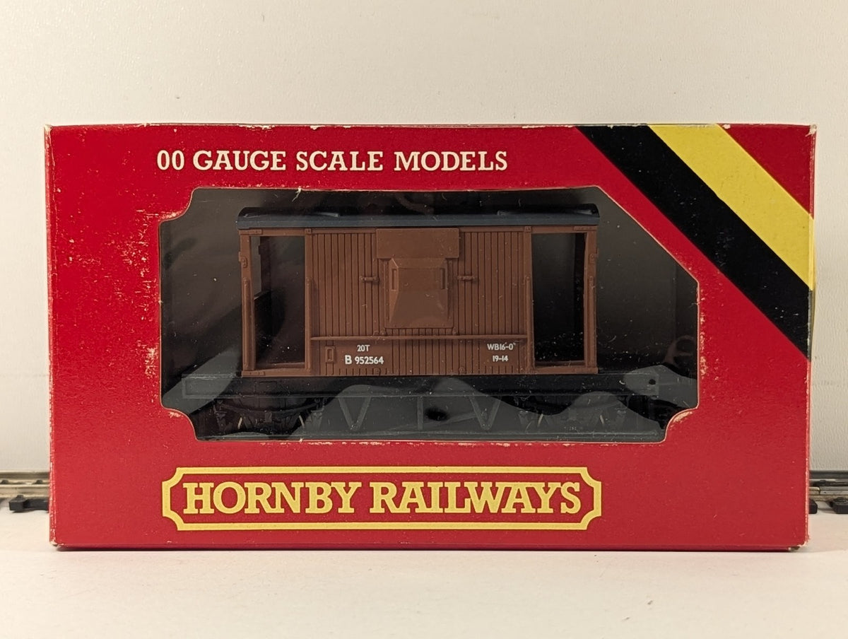 Hornby OO Gauge BR Brake Van Goods Wagon B952564 BR Bauxite R.729