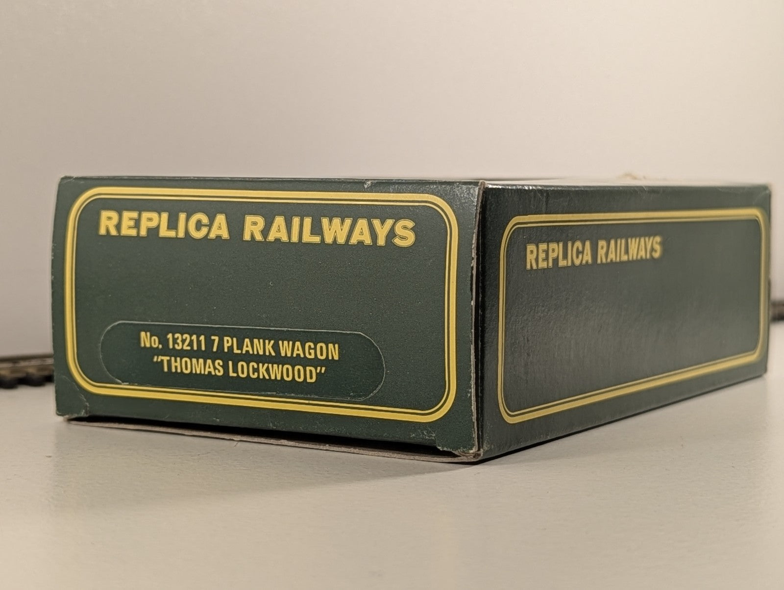 Replica Railways 13211 OO Gauge Thomas Lockwood 7 Plank Wagon - Boxed