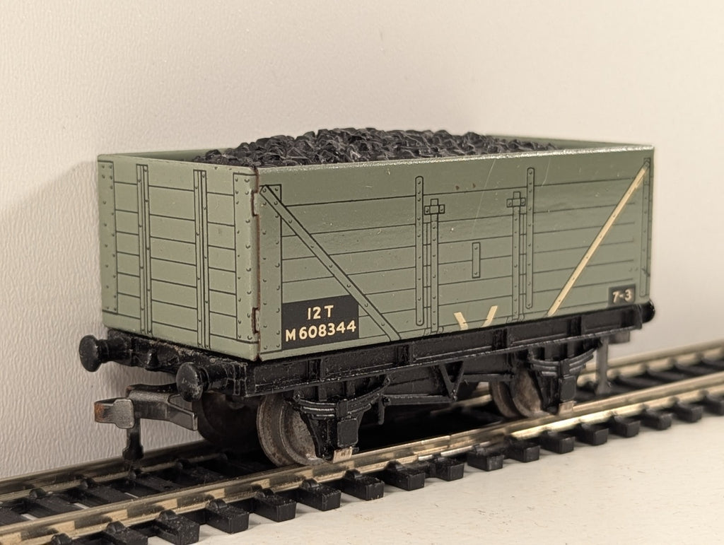 Hornby Dublo 32030 OO Gauge BR Grey High Sided Coal Wagon with coal load - Boxed