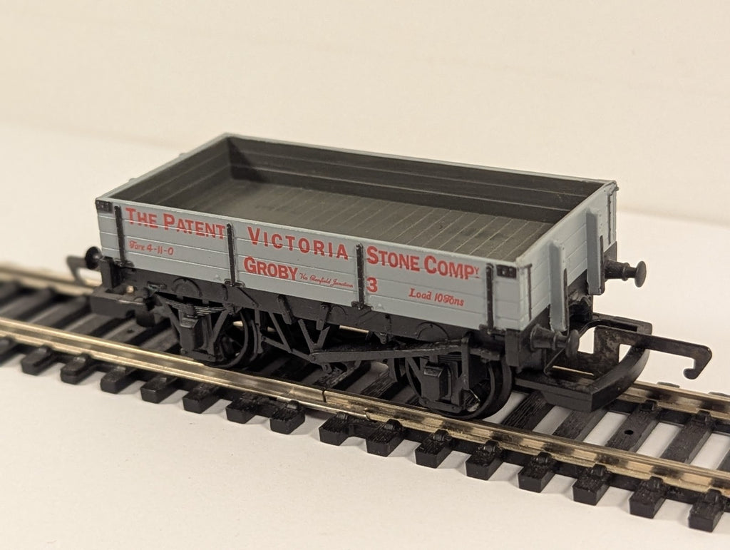 Hornby R151 OO Gauge Groby Victoria Stone Company Wagon