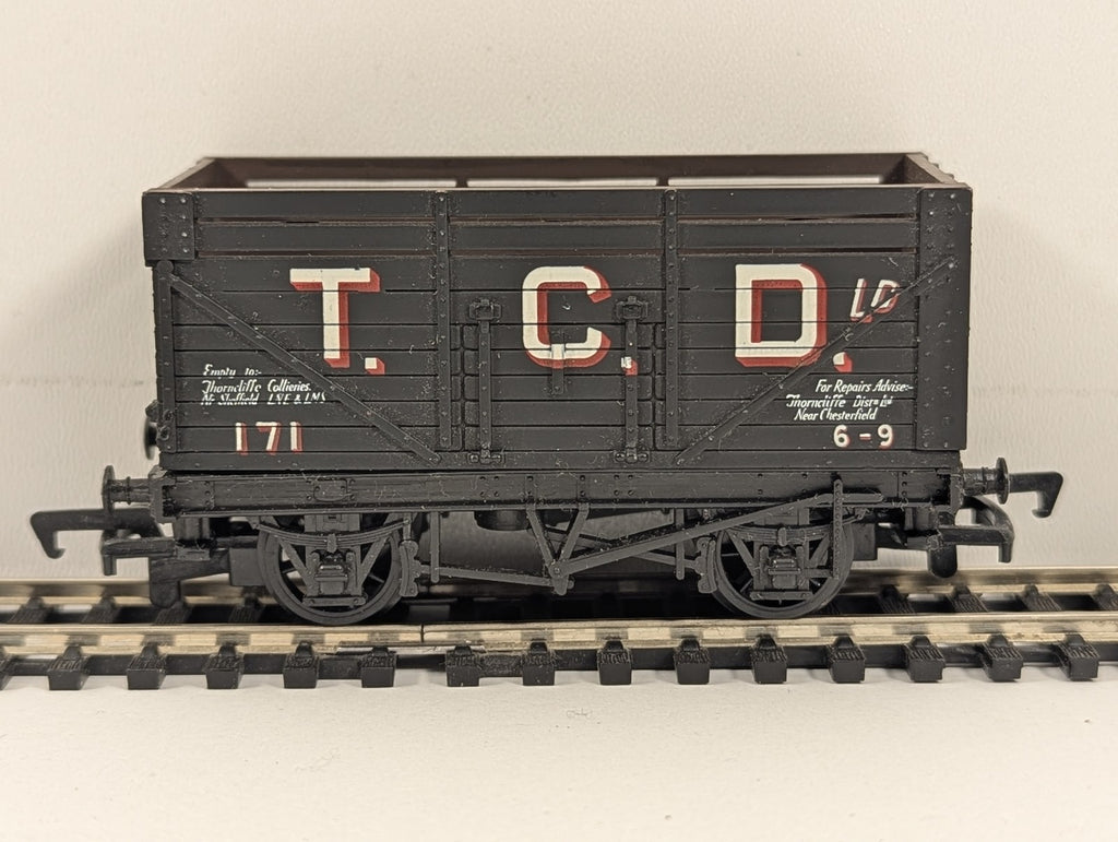 Mainline OO Gauge 7 Plank Wagon Goods Wagon 171 T.C.D. Ld. 37141