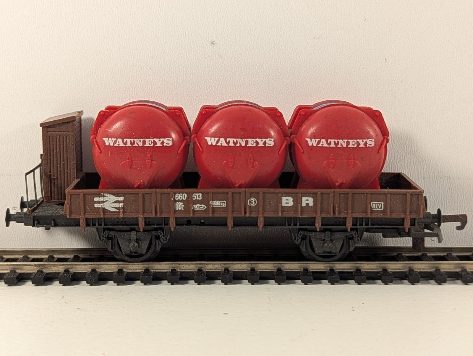 Lima 2822 Watneys Barrel Wagon OO/H0 Gauge - Missing Coupling