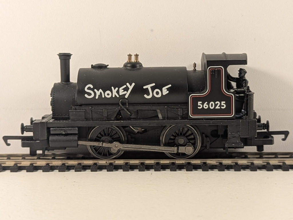 Hornby OO Gauge Class 0F "Smokey Joe" Steam Locomotive 56025 BR Black - Boxed