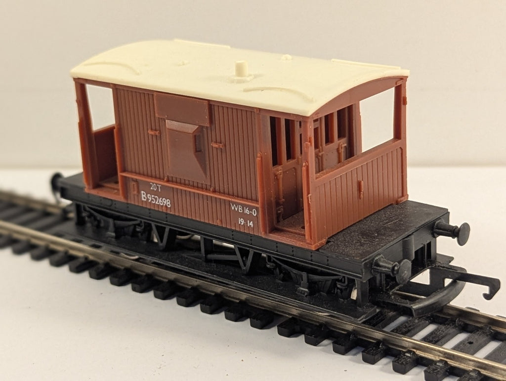 Hornby R124 OO Gauge BR 20 Ton Brake Van B952698