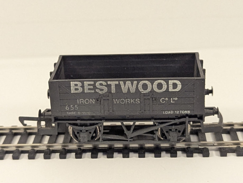 Hornby OO Gauge 8 Plank Wagon Bestwood Iron Works Goods Wagon 655