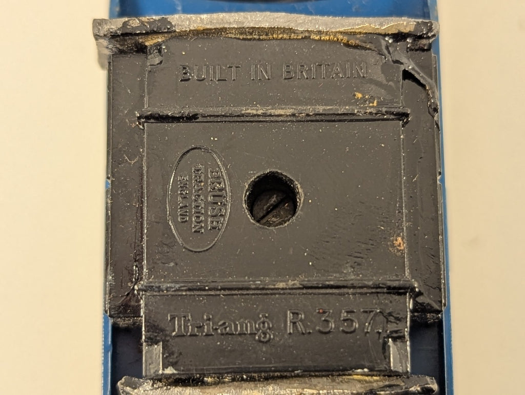 Tri-ang R357 OO Gauge Class 31 BR Blue Poor Runner