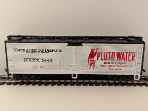Athearn HO Gauge Pluto Water Advertising Boxcar