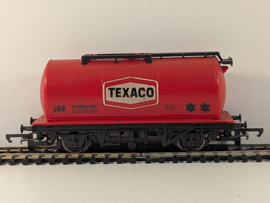 Hornby R231 OO Gauge Texaco Tank Wagon