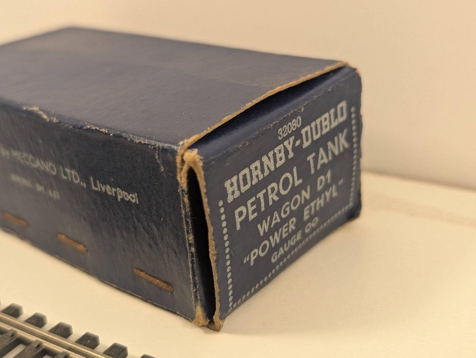 Hornby Dublo Tank Wagon – “Shell Lubricating Oil” Livery – OO Gauge