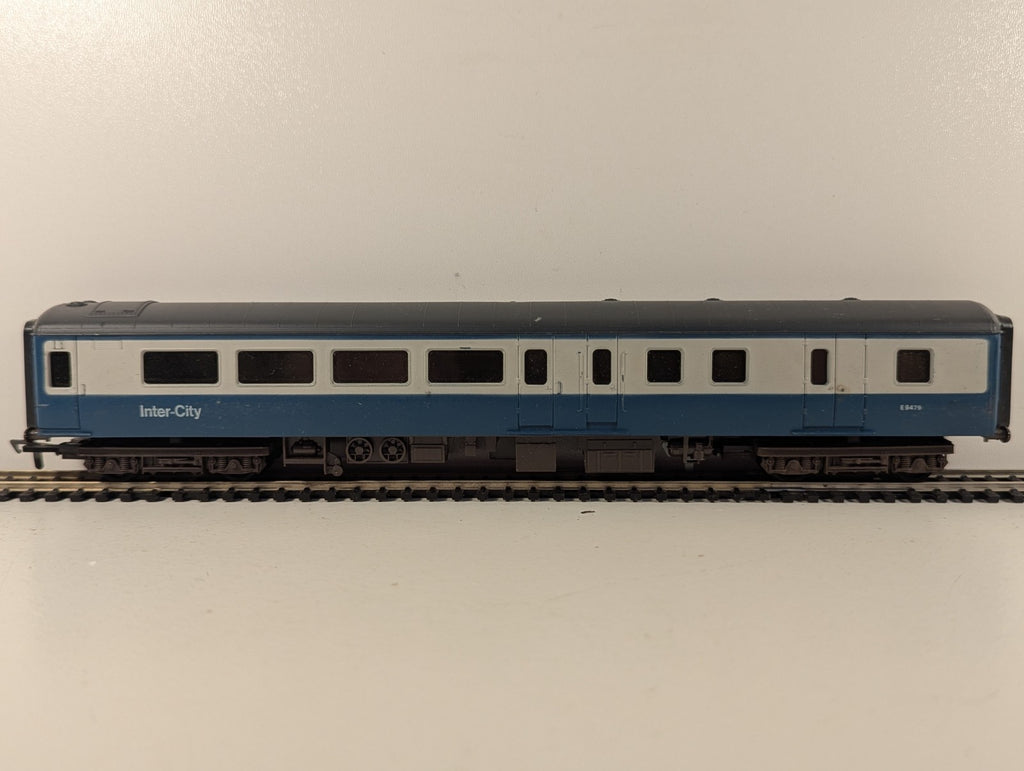 Airfix GMR BR Mk2 Brake Second Coach OO Gauge - Missing Coupling