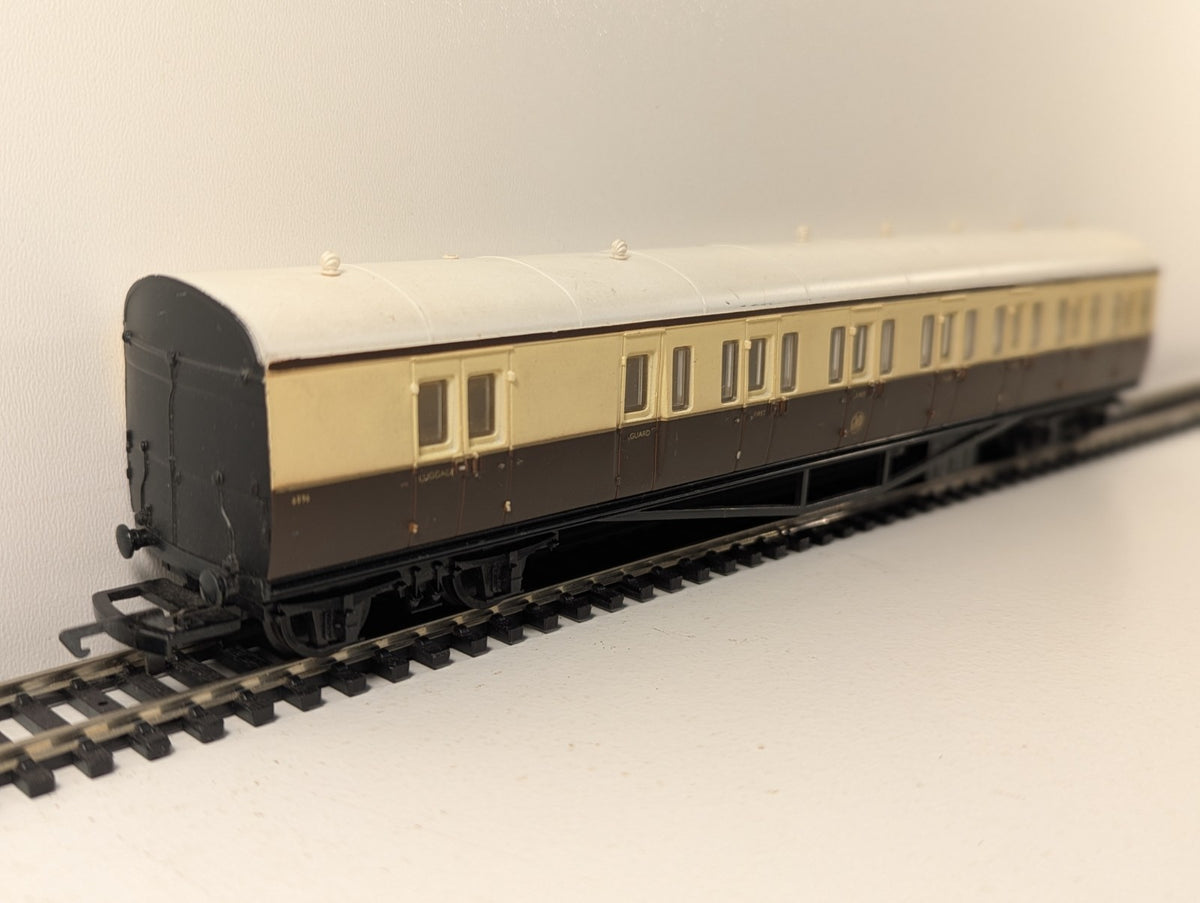Airfix 54250 OO Gauge GWR Suburban Brake Coach