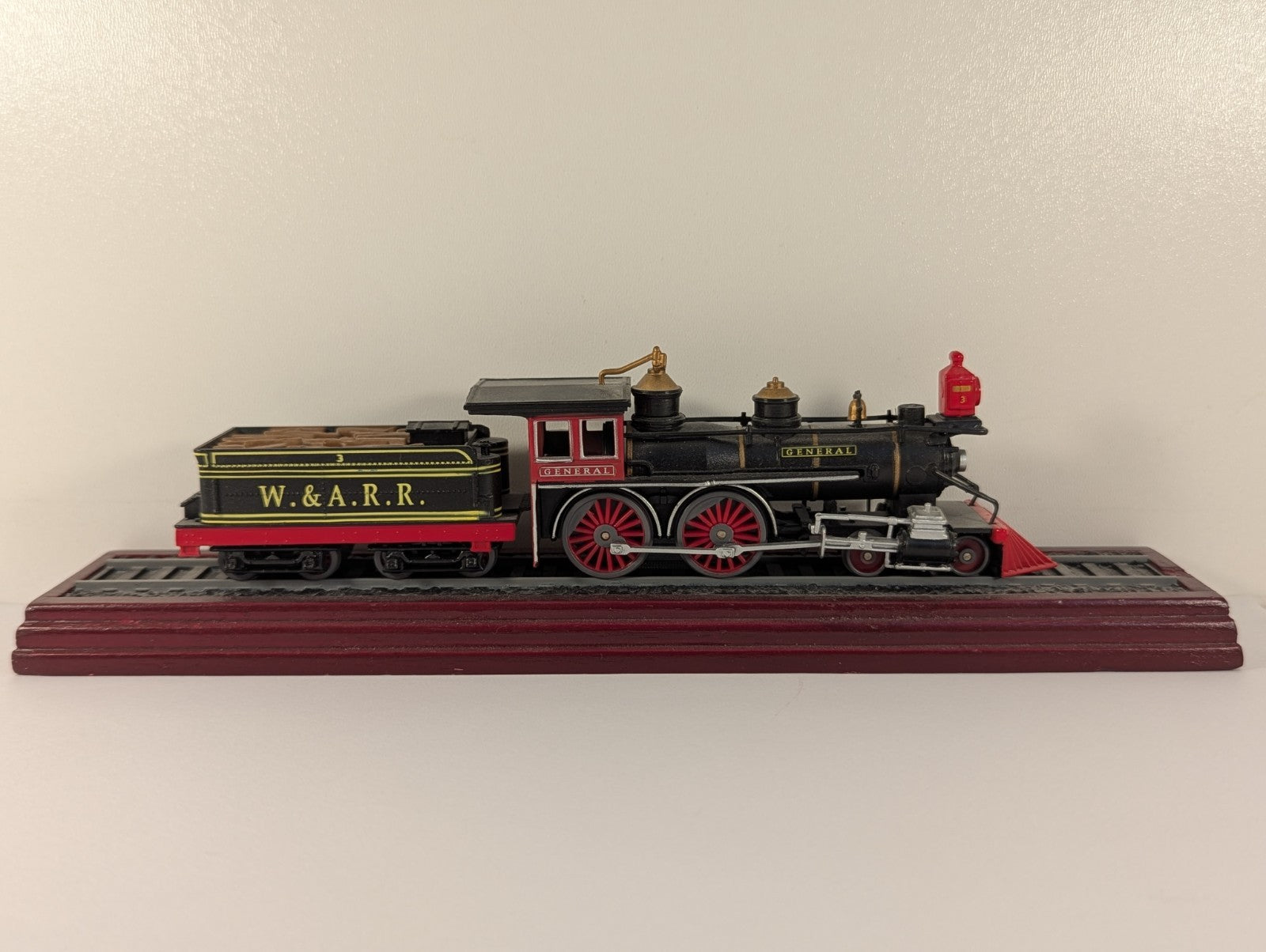 Atlas Editions The General 4-4-0 Steam Locomotive – Missing Funnel