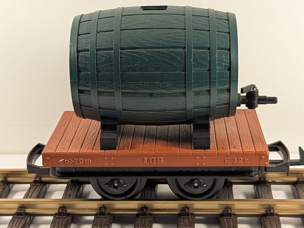 LGB 4047 G Gauge Wine Barrel Car