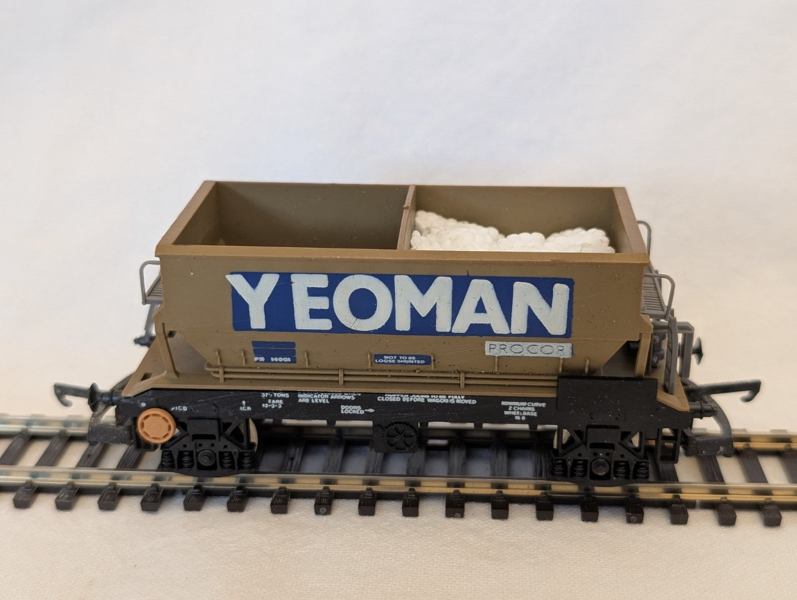 Lima OO Gauge PGA Stone Hopper Wagon Goods Wagon PR14001 Foster Yeoman