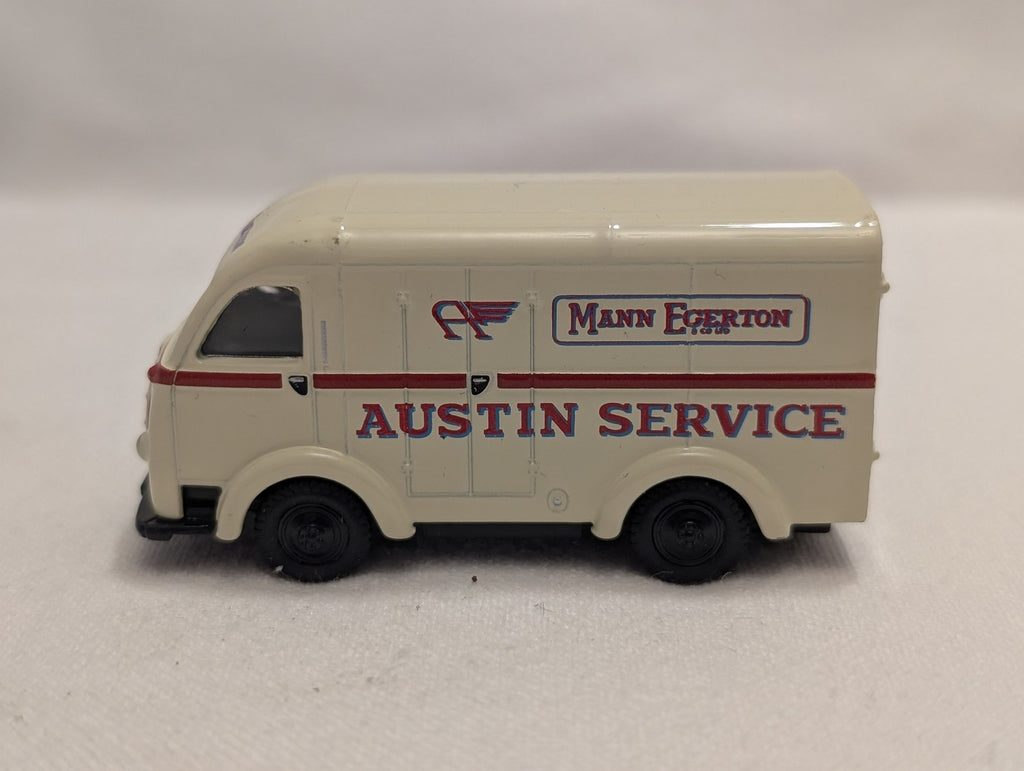 Oxford Diecast 1:76 Scale Austin K8 Van Die-cast Van EVG 565