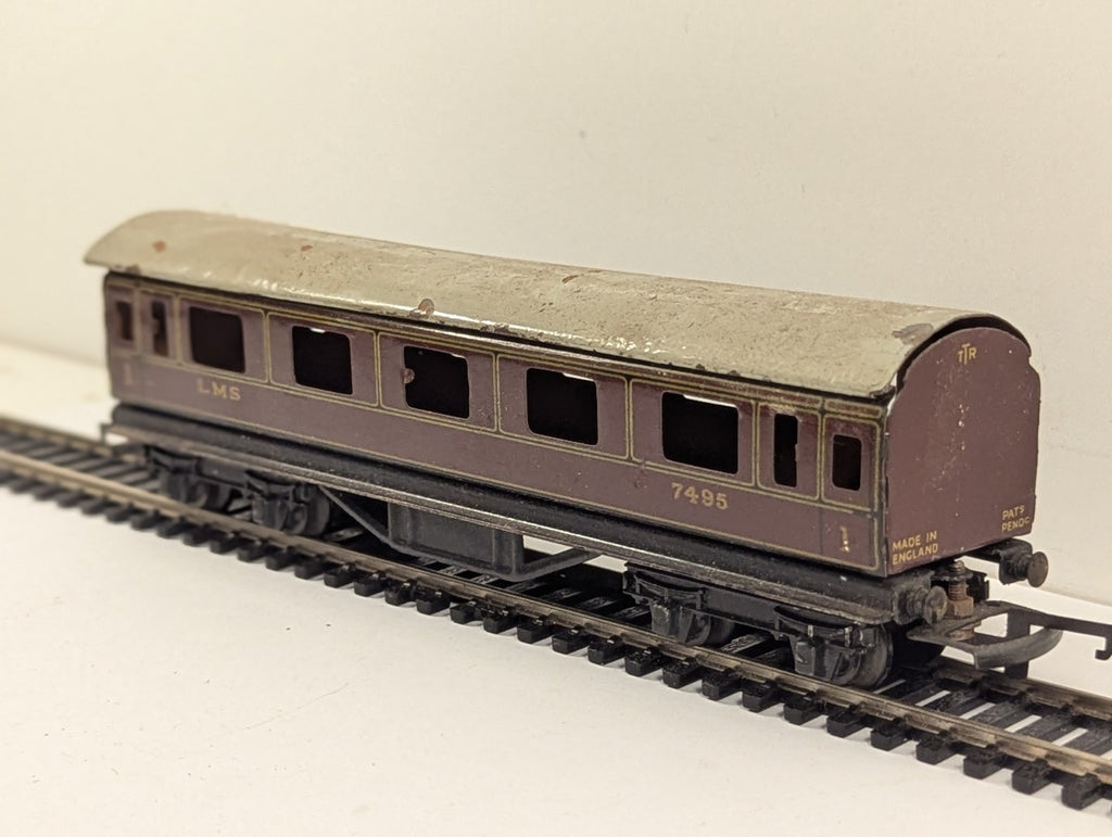 Trix LMS Tinplate 1st Class Composite Coach - Damaged Roof & Chipped Paint
