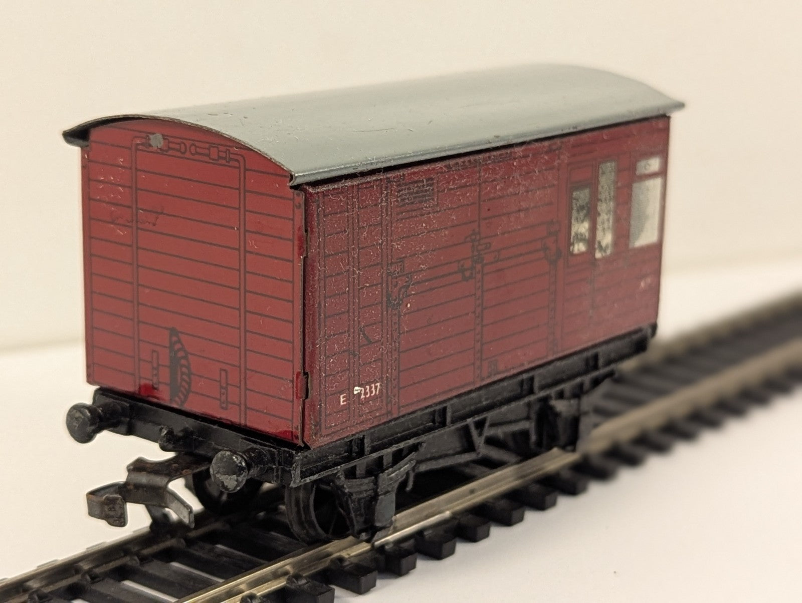 Hornby Dublo OO Gauge Tinplate Horse Box Wagon