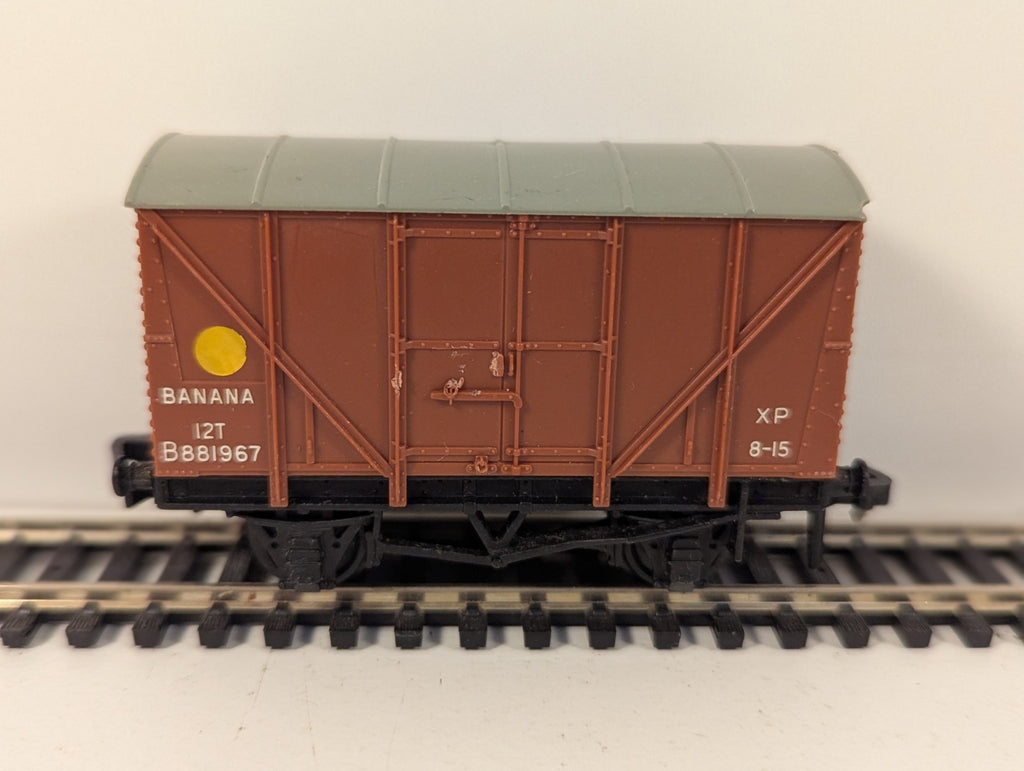 Hornby Dublo OO Gauge 12T Banana Van B881967