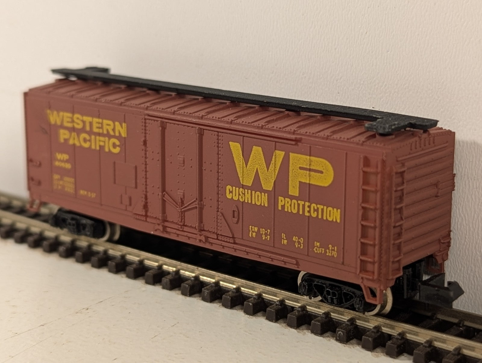 Bachmann 5006 N Gauge Western Pacific Reefer Box Car - Boxed
