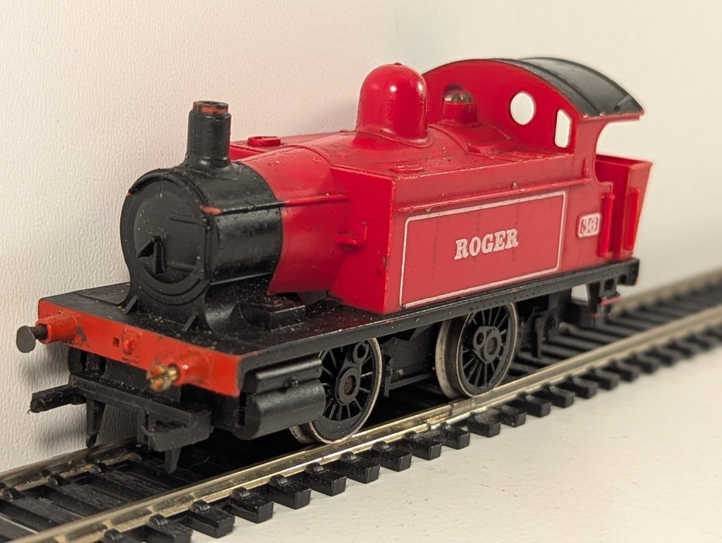 Hornby R336 OO Gauge Roger 0-4-0 Industrial Tank Locomotive - Spares/Repairs