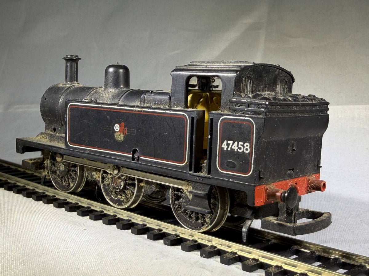 Hornby OO Gauge Class 3F Jinty 0-6-0T Locomotive 47458 BR Black Spares or Repair