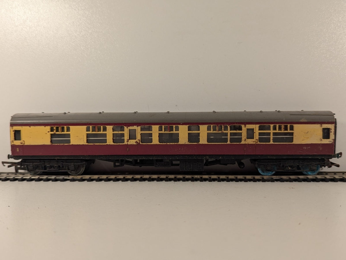 Tri-ang OO Gauge BR Composite Coach Passenger Coach 15865 BR Crimson