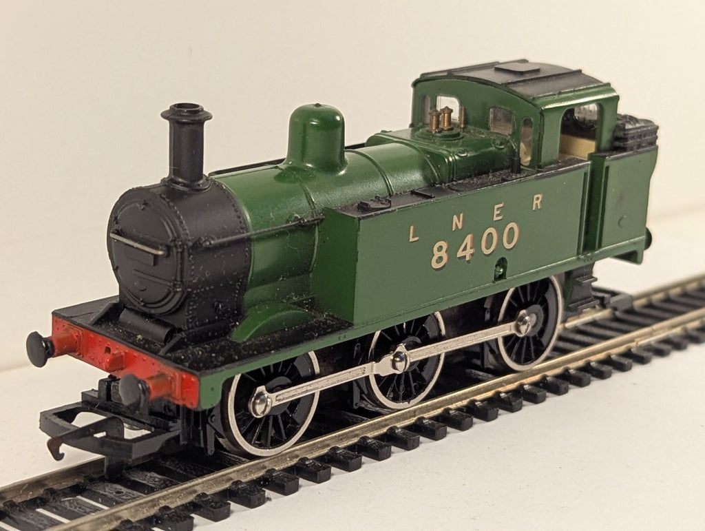Hornby R130 OO Gauge LNER Green Class 3F Jinty 8400 Spares/Repair