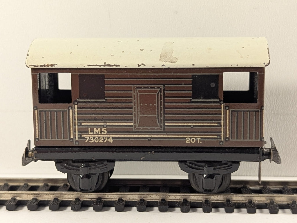 Trix Twin Railway OO Gauge LMS 20 Ton Goods Brake Van 730274 LMS Brown