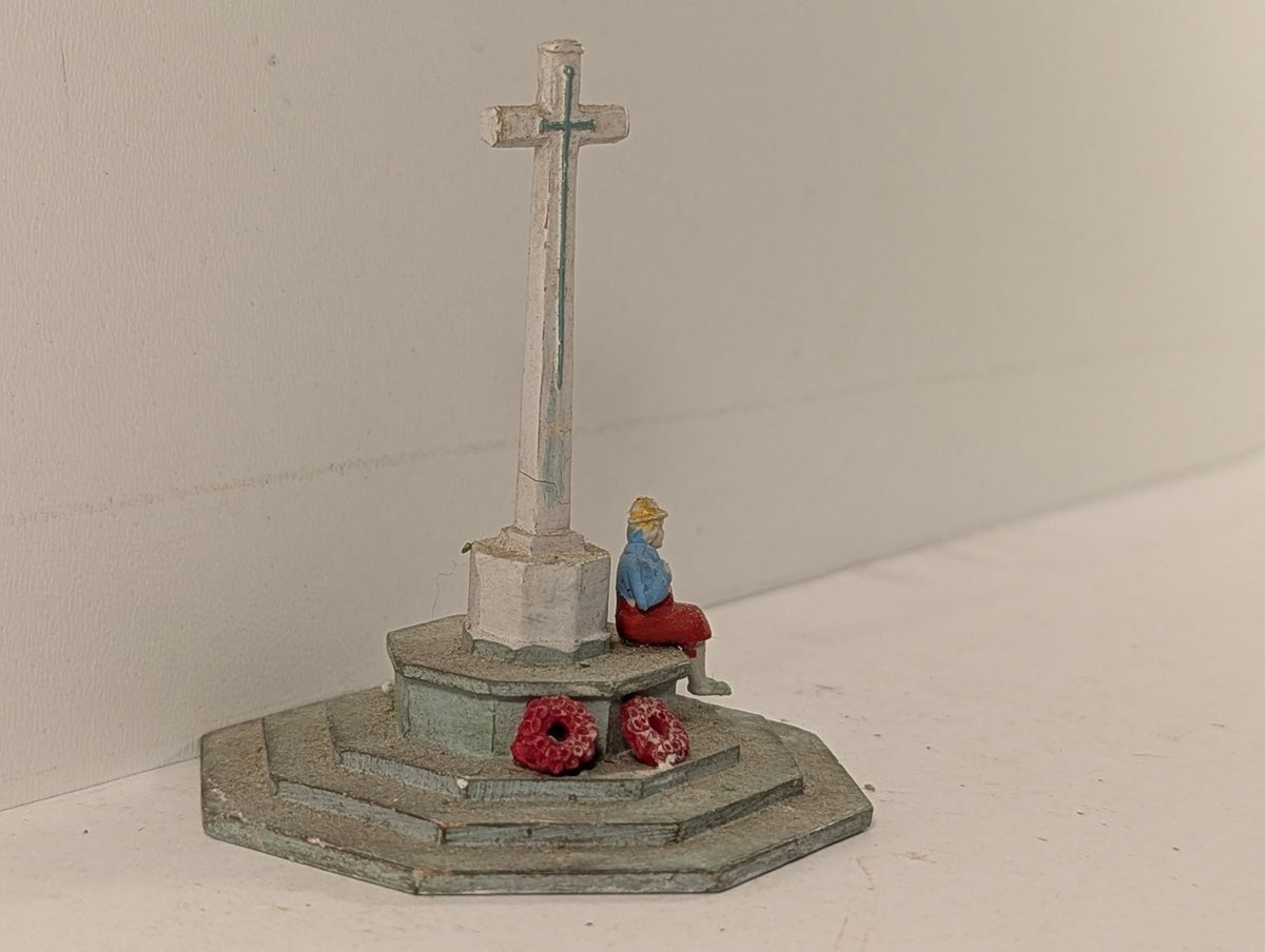 Hornby OO Gauge War Memorial Scenic Accessory R8639