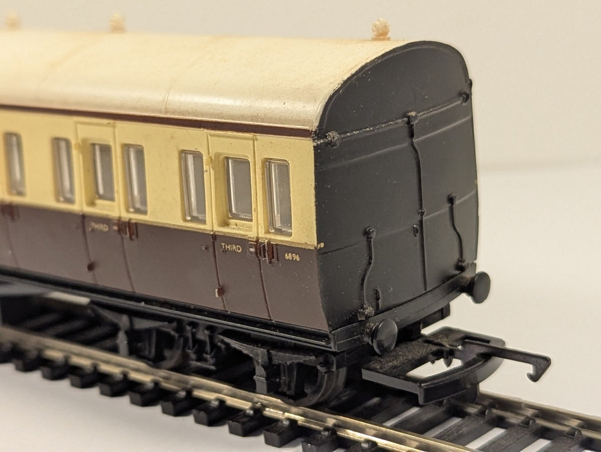 Airfix OO Gauge GWR Suburban B-Set Brake Composite Coach