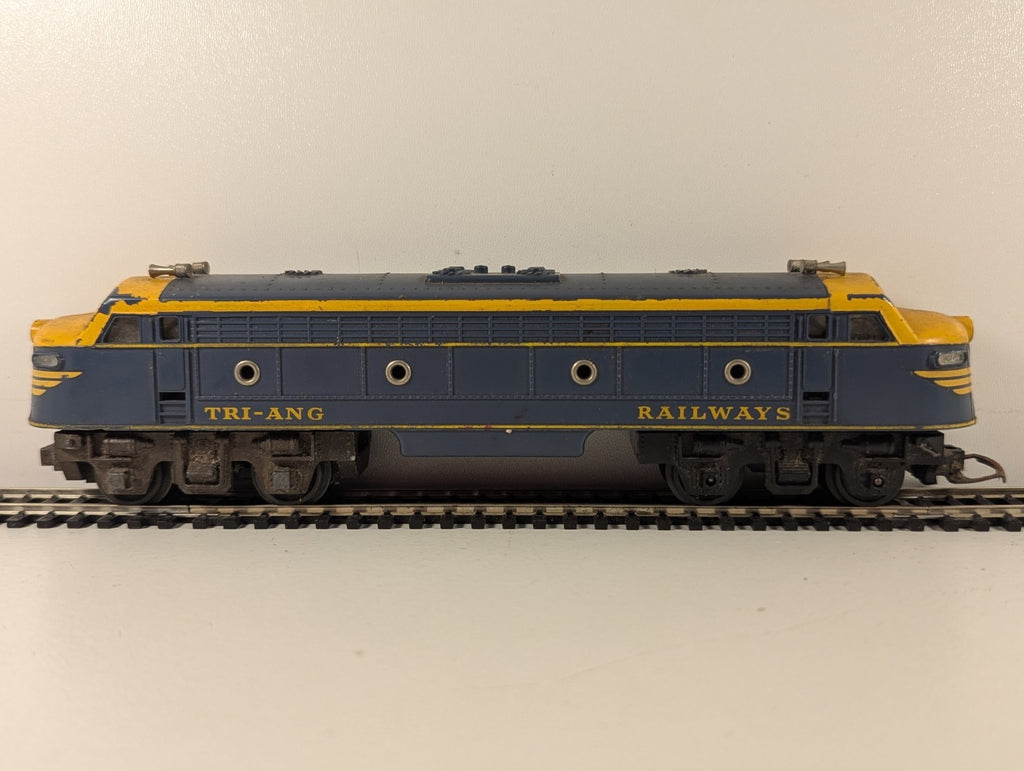 Tri-ang OO Gauge Transcontinental Double-Ended Diesel Locomotive