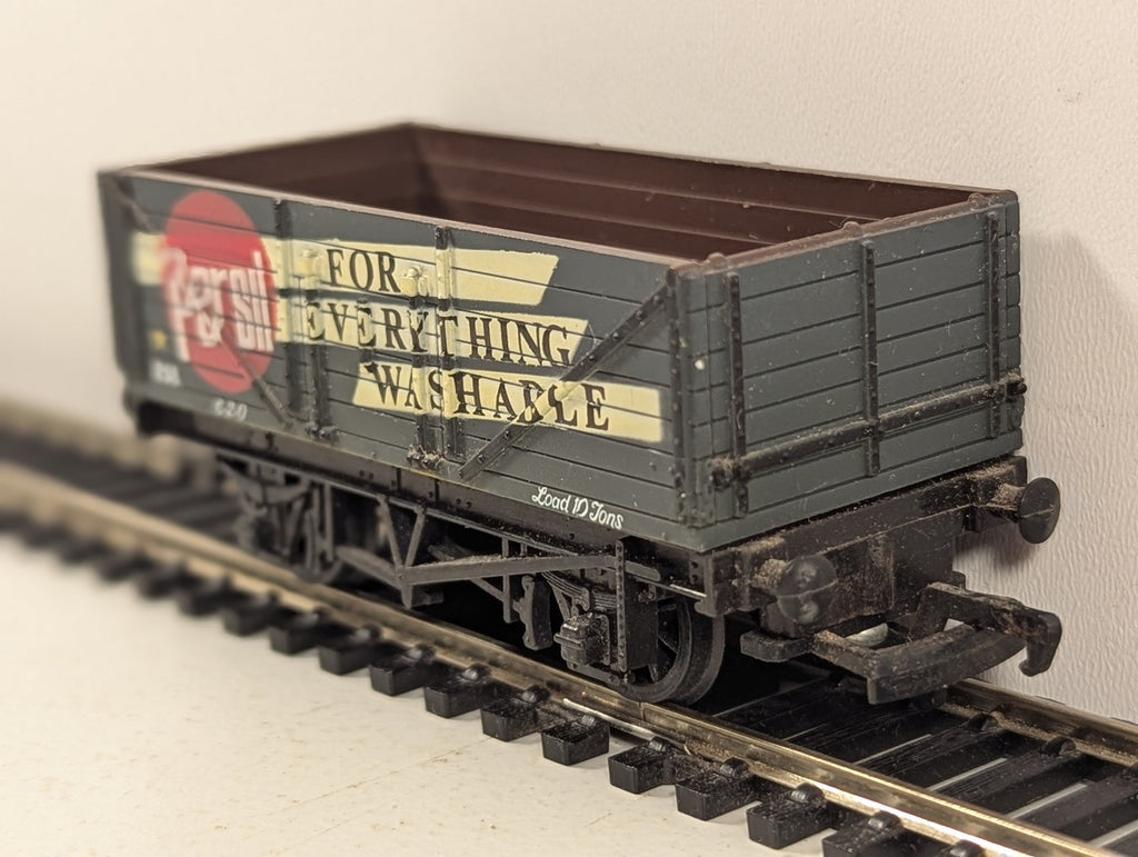 Mainline OO Gauge 7 Plank Wagon Goods Wagon 258 Persil 37-128
