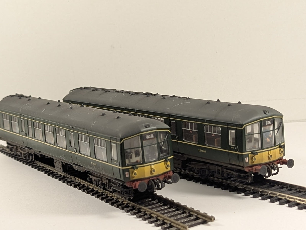 Bachmann OO Gauge Derby Lightweight 2-Car DMU Diesel Multiple Unit