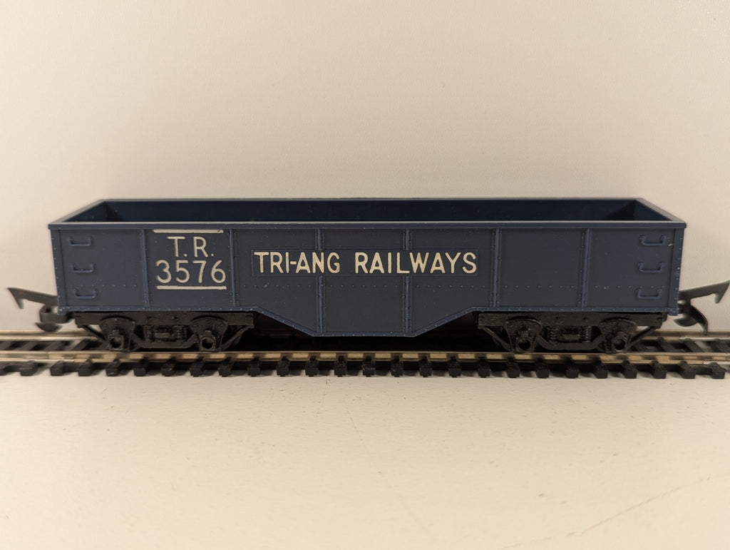 Tri-ang R116 OO Gauge Gondola Wagon TR3576
