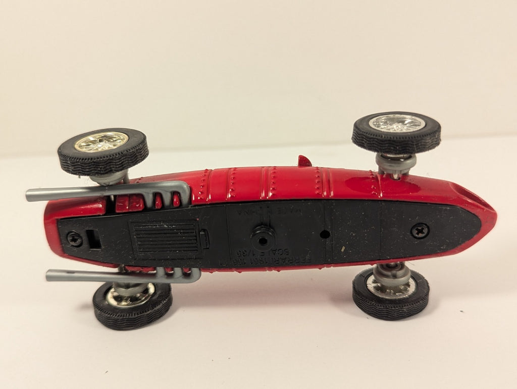Ferrari 156 F1 #38 Friction Model – 1:35 Scale (1961)