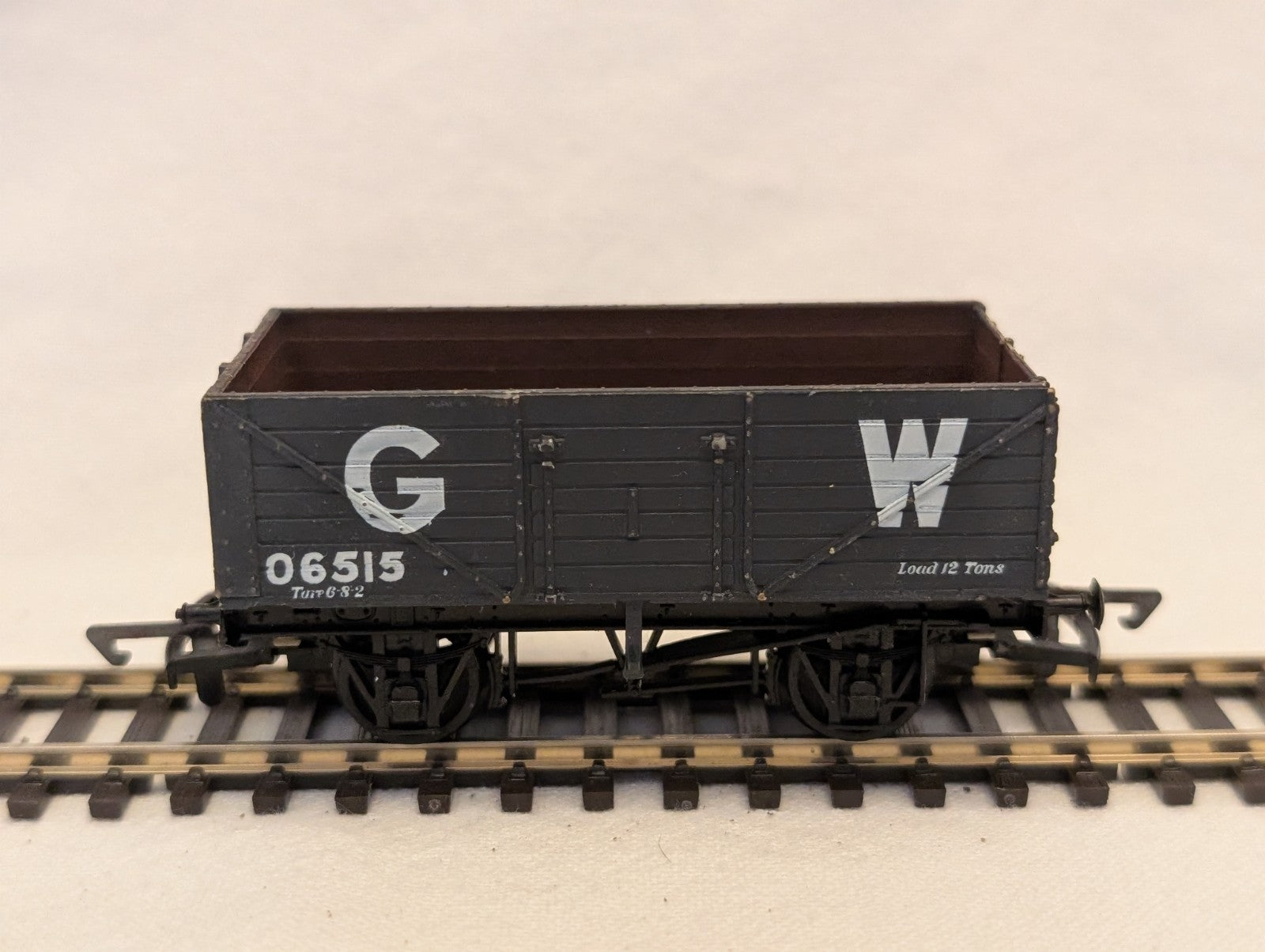 Dapol OO Gauge GWR 7-Plank Open Wagon 06515 - Dark Grey