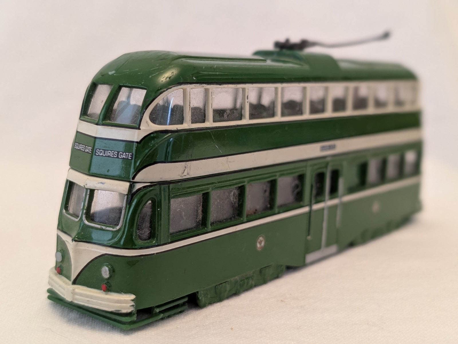 Corgi 1:76 Blackpool Balloon Tram Die-cast Model Tram 257