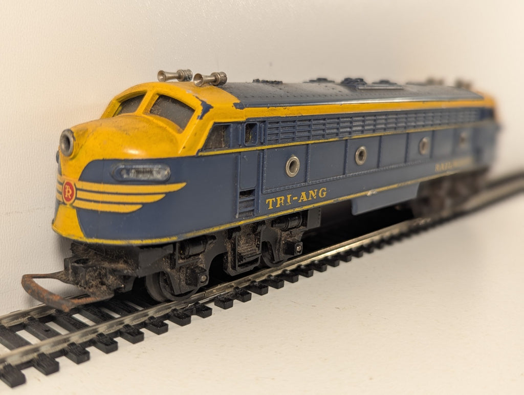 Tri-ang OO Gauge Transcontinental Double-Ended Diesel Locomotive