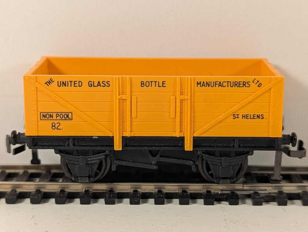 Hornby-Dublo 32069 OO Gauge United Glass Bottles Sand Wagon - Boxed