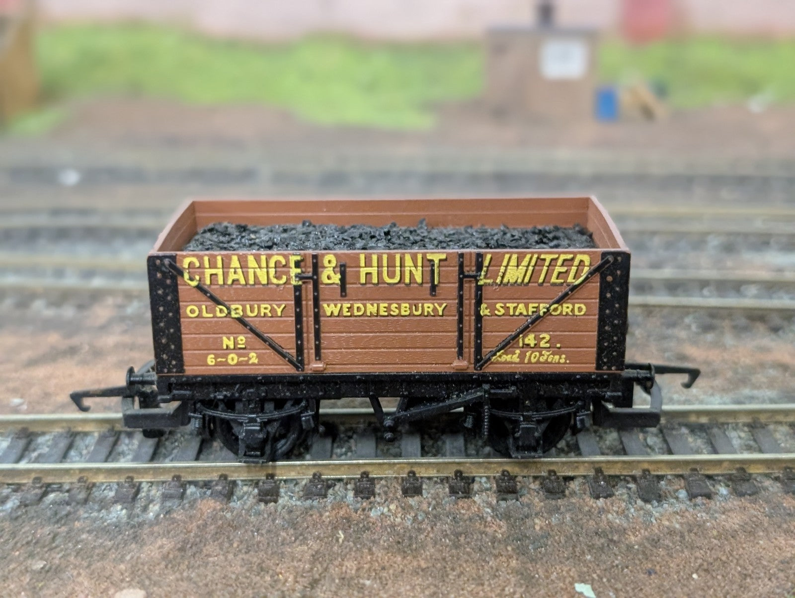 Hornby 7 plank wagon 'Chance & Hunt OO gauge