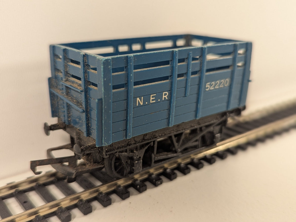 Tri-ang Hornby R781 OO Gauge NER Coke Wagon No.52220 – Blue