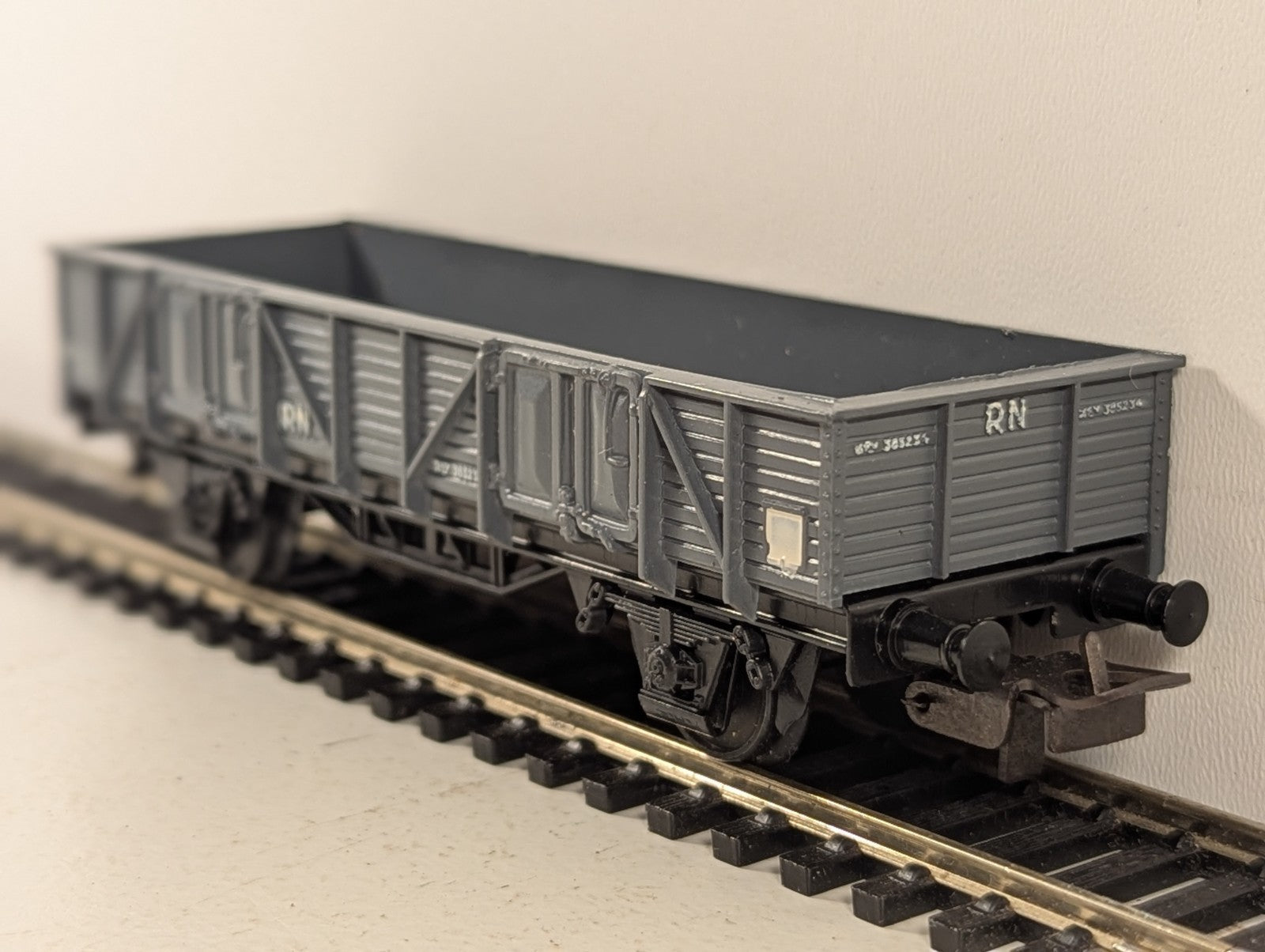 Electrotren HO Gauge RN 2-Axle Open Wagon Goods Wagon XPV 385234 Grey