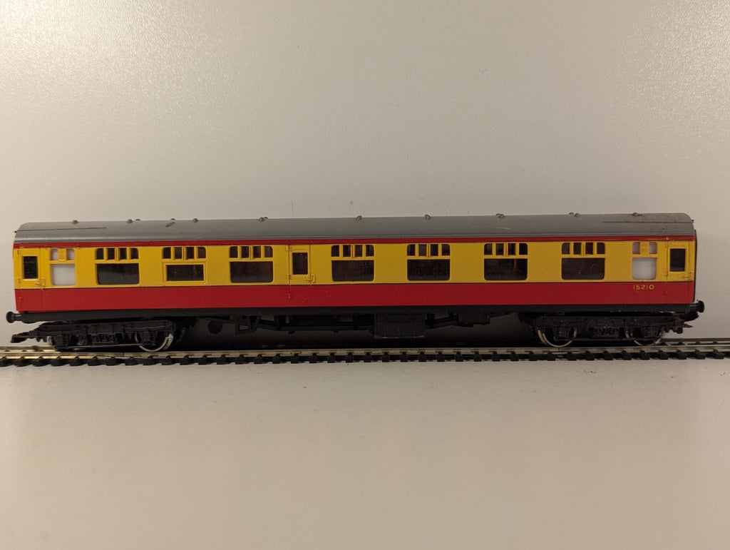 Hornby OO Gauge BR Gresley Composite Coach Passenger Coach 15210