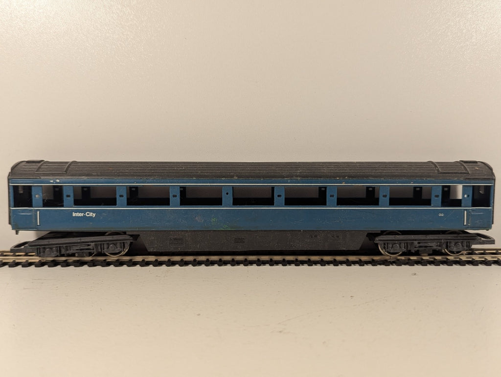 Hornby OO Gauge BR Mk3 Standard Class Coach Blue & Grey (Windows Missing)