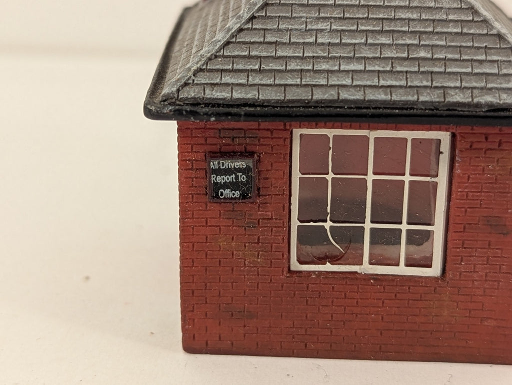 Hornby OO Gauge Skaledale Weighbridge Office Building Red Brick R8293