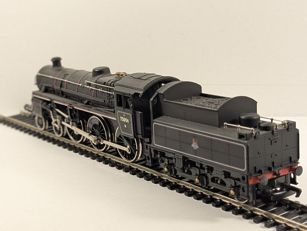 Mainline OO Gauge BR Standard Class 4MT Steam Locomotive 75006 BR Lined Black