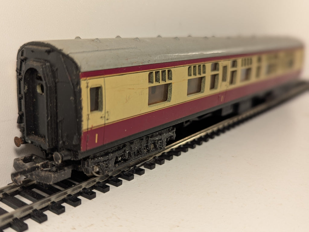 Lima OO Gauge BR Mk1 Corridor Composite Passenger Coach M34628