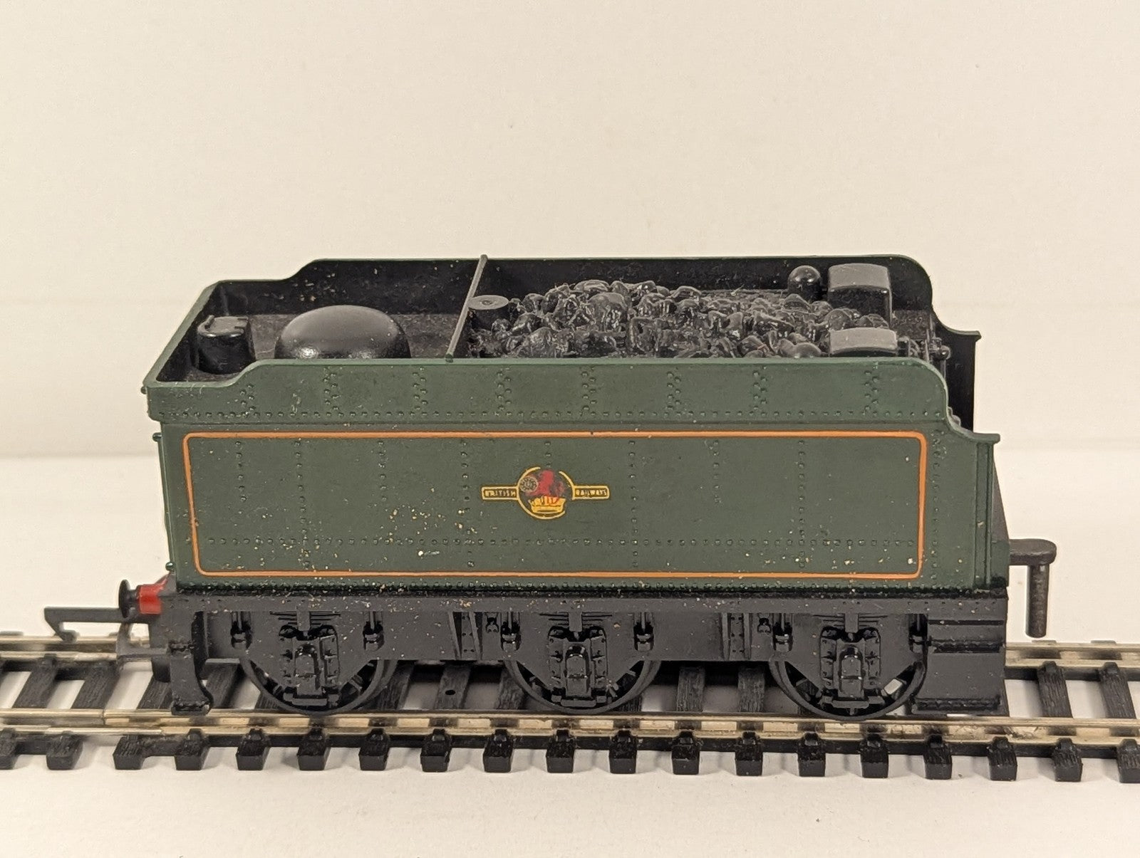 Tri-ang OO Gauge BR 6-Wheel Tender BR Green