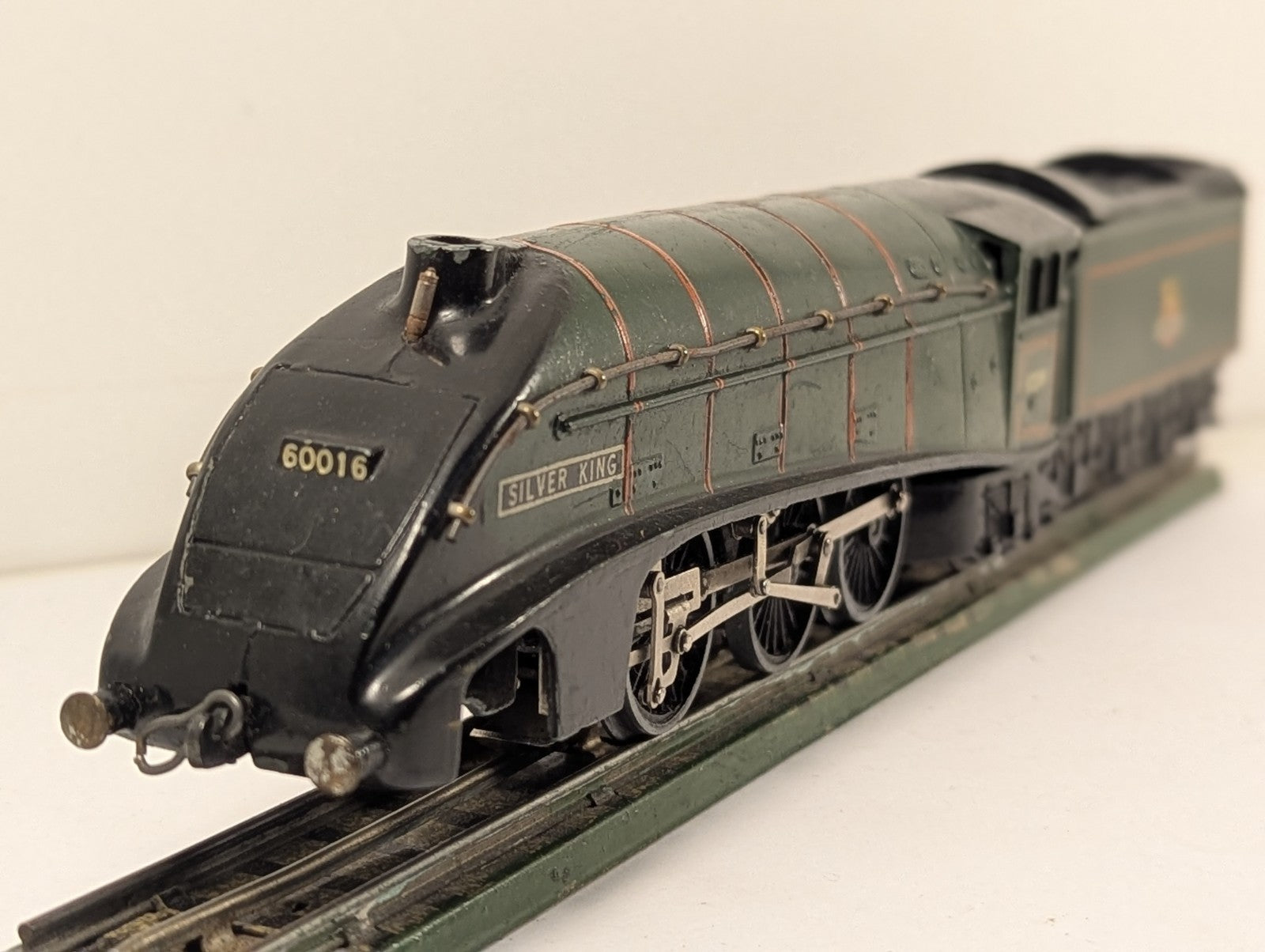 Hornby Dublo EDL11 OO Gauge 3-Rail Class A4 60016 Silver King BR Green