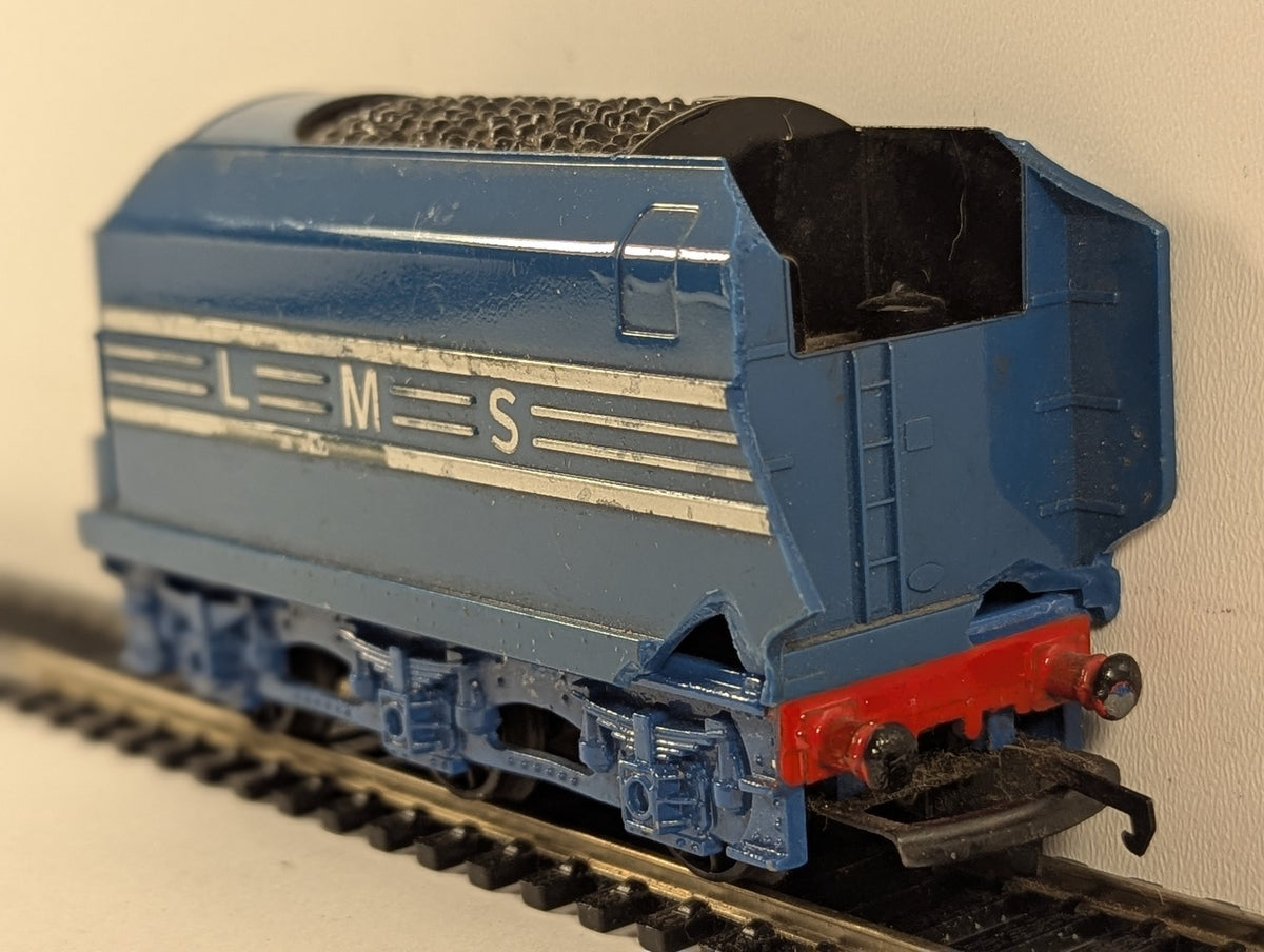 Tri-ang Hornby OO Gauge Coronation Class Streamlined Tender